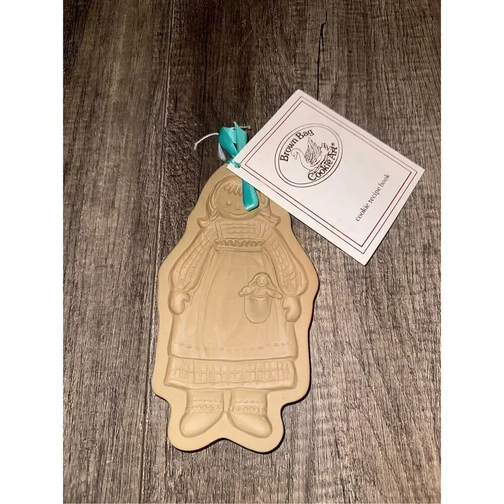 Raggedy Ann 1985 Cookie Mold Brown Bag Cookie Art Hill Design Vintage